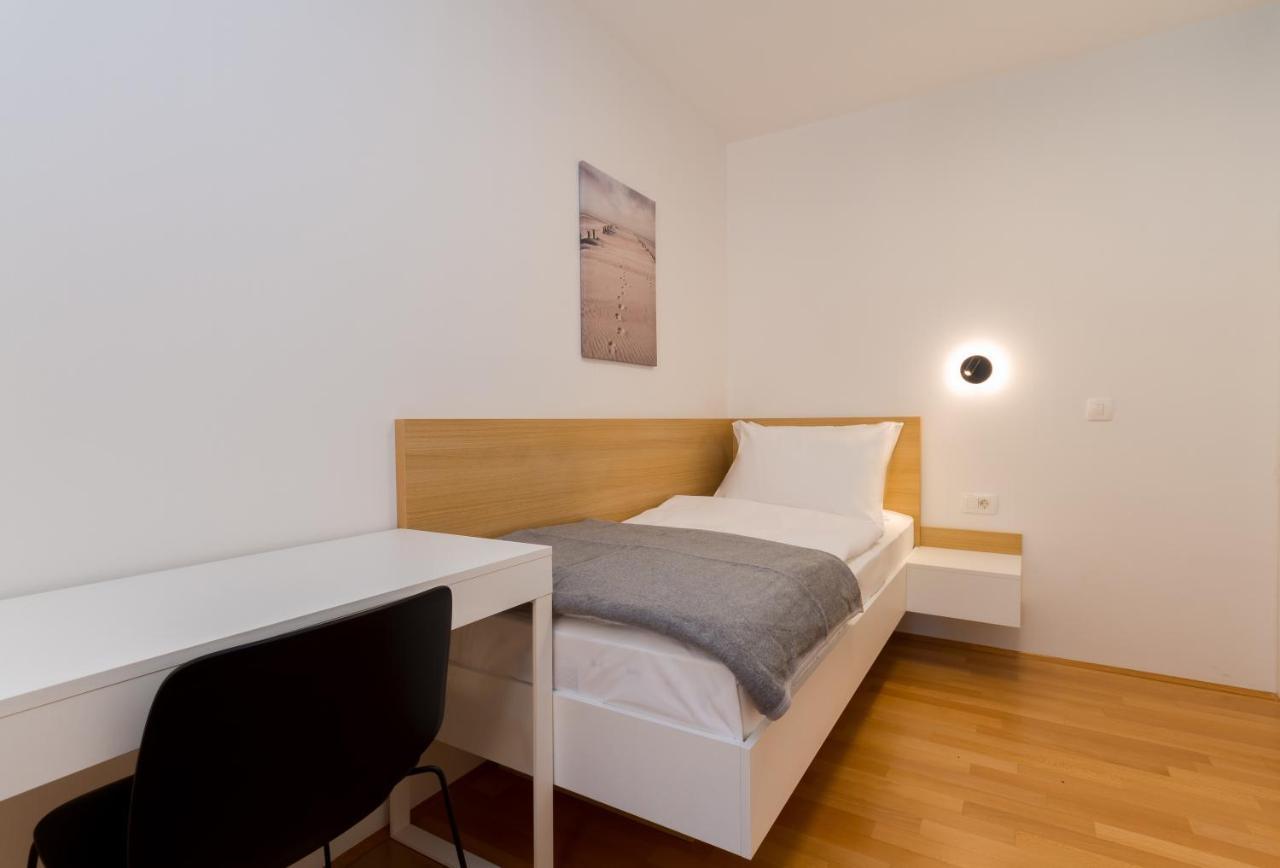 Premium Sea Side Marina Apartment By Locap Group Порторож Екстериор снимка