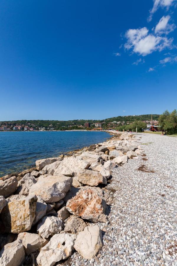 Premium Sea Side Marina Apartment By Locap Group Порторож Екстериор снимка