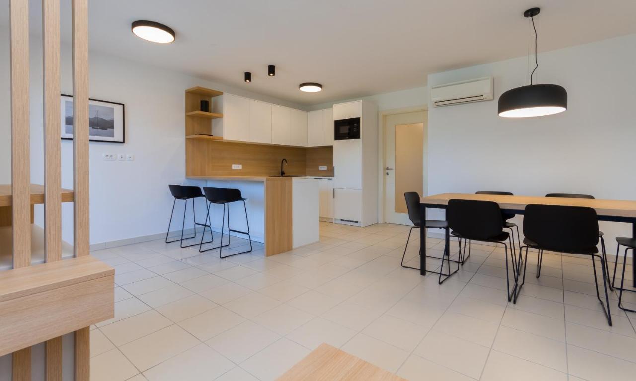 Premium Sea Side Marina Apartment By Locap Group Порторож Екстериор снимка